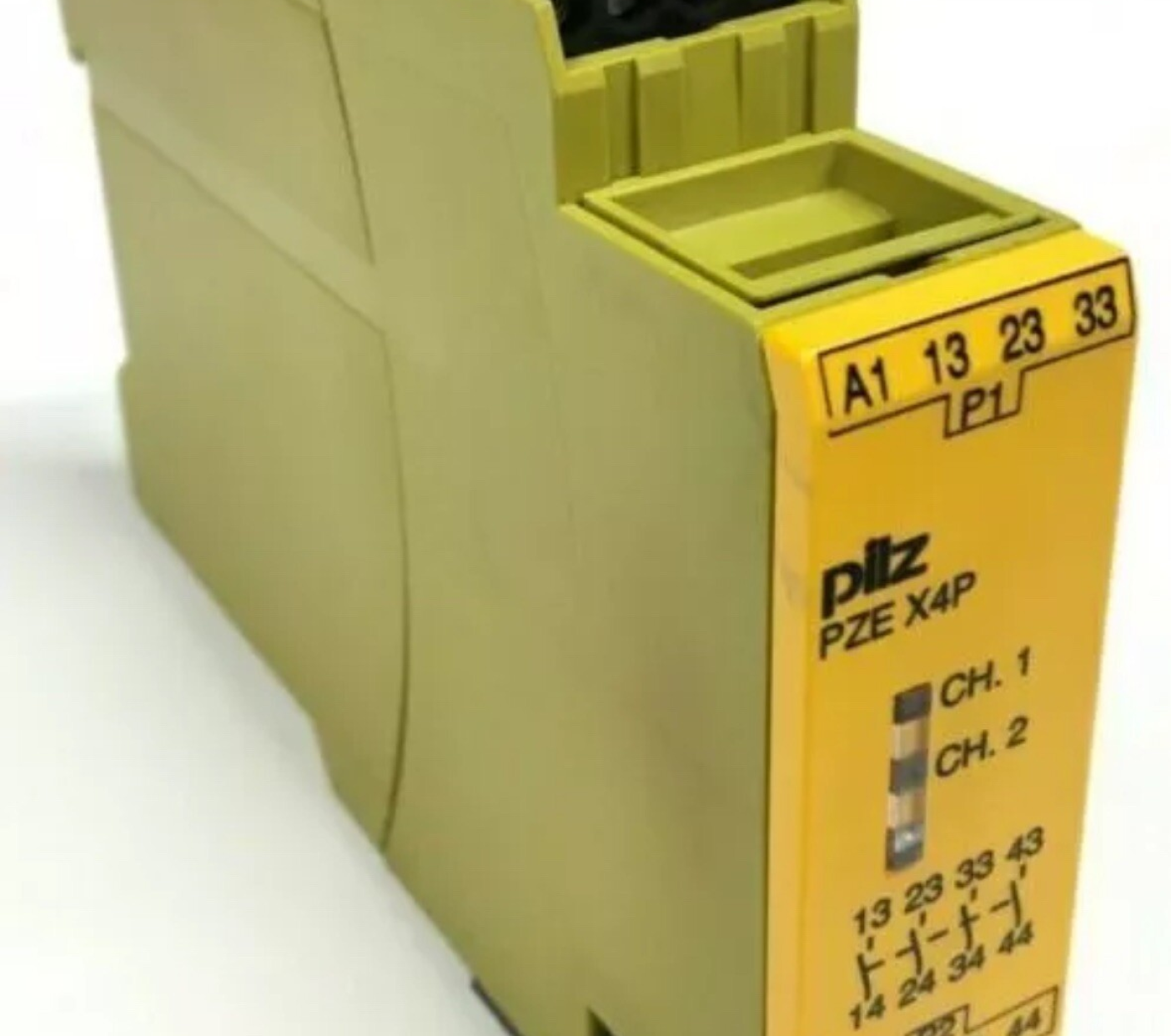 PZE X4P 24VDC 4n/o